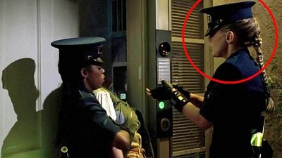 bild aus der news "Zurück in die Zukunft 2": Das Gesicht dieser Figur ist nie klar zu erkennen – und das hat einen ganz bestimmten Grund!