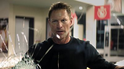 bild aus der news Action wie bei "John Wick" mit "The Dark Knight"-Star & Schäferhund mit Titangebiss: Trailer zu "Muzzle 2: City Of Wolves"