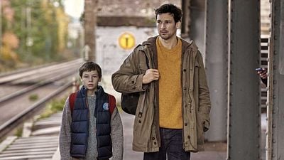 bild aus der news ARD-Sommerkino ab sofort im Streaming: Florian David Fitz begeistert im deutschen Filmdrama, was auf wahren Begebenheiten basiert