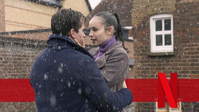 bild aus der news Neu bei Netflix: "Maxton Hall"-Konkurrenz mit Stars aus "Bridgerton" und "Carry-On"