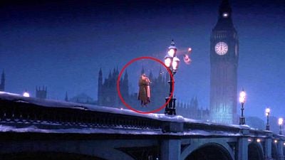 bild aus der news Sie sind nur für 13 Sekunden im Film zu sehen: Habt ihr diese beiden "Star Wars"-Ikonen in "Hook" erkannt?