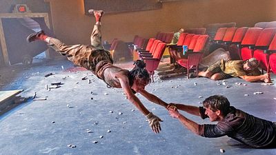 bild aus der news Sci-Fi-Odyssee nach Katastrophen-Blockbuster: "Twisters"-Macher verfilmt Zeitreise-Roman