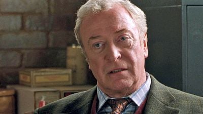 bild aus der news "Was zur Hölle mache ich hier?": Michael Caine bereut bis heute, dass er in diesem Sylvester-Stallone-Flop mitgespielt hat