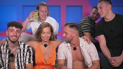 bild aus der news "Make Love, Fake Love"-Exit: Karina schmeißt ersten Kandidaten raus – und offenbart seinen Beziehungsstatus