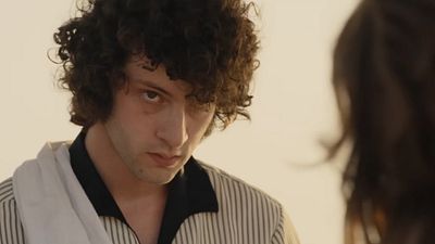bild aus der news "Die Unfassbaren"-Star wird zu einer der größten Koch-Legenden: Erster Trailer zum Biopic "Tony” von den "The Drama"-Machern