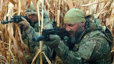 bild aus der news Zwischen Action-Kracher, Rache-Reißer & Kriegsdrama: Trailer zu "Sniper: The White Raven" – basierend auf einer wahren Geschichte