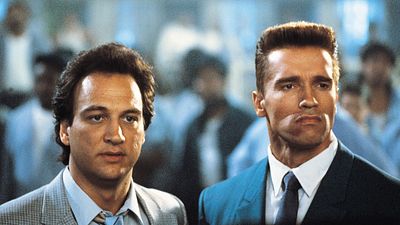 bild aus der news Dieser Action-Kracher mit Arnold Schwarzenegger verdient mehr Aufmerksamkeit: Erlebt "Red Heat" bald wieder im Kino