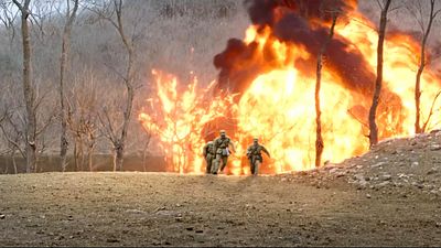 bild aus der news Weder "Der Soldat James Ryan" noch "Dunkirk": Der erfolgreichste Kriegsfilm aller Zeiten ist ein umstrittener Kino-Hit