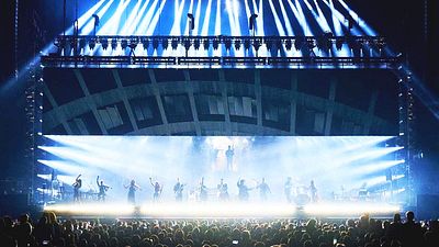 bild aus der news Mit Christopher Nolan UND Denis Villeneuve: Epischer Trailer zu "Hans Zimmer & Friends: Diamond In The Desert"