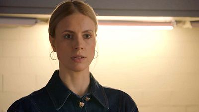 bild aus der news GZSZ-Vorschau heute: Zoe stellt John und Laura eine Falle