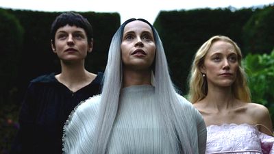 bild aus der news Fantasy mit Liebes-Dreieck: "Longlegs"- & "Nosferatu"-Stars im Trailer zu "100 Nights Of Hero"