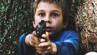 bild aus der news Wie ist es, als Kind in der Zombie-Apokalypse aufzuwachsen? Deutscher Trailer zum Endzeit-Thriller "M - Mission Hoffnung"