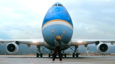 bild aus der news In 79 (!) Ländern auf Platz 1: Die neue Sci-Fi-Serie des "Breaking Bad"-Machers wird zum weltweiten Hit