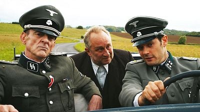 bild aus der news "Ach, Herr Offizier. Ich bin übrigens Jude!": Deutscher Trailer zur Tragikomödie "Nur ein kleines bisschen Glück"