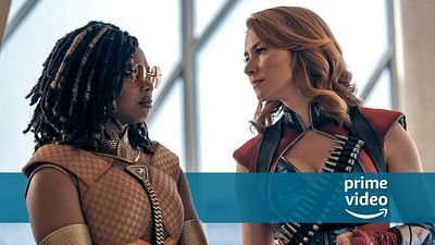 bild aus der news Mysteriöses Objekt in "The Boys" Staffel 4 gibt Rätsel auf: Was liegt da bei Sister Sage am Ende von Folge 3 auf dem Tisch?