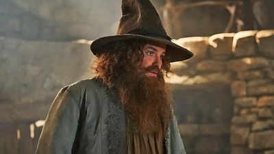 bild aus der news "Die Ringe der Macht" Staffel 2: Ist Tom Bombadil ein Istar? Der "Herr der Ringe"-Kultcharakter & seine Frau Goldbeere erklärt