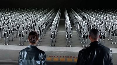 bild aus der news TV-Tipp: In diesem Sci-Fi-Blockbuster legt sich Will Smith mit einer Roboter-Armee an