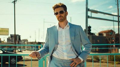 bild aus der news Kult-Regisseur vereint Marvel- & Tarantino-Stars in blutiger Thriller-Sause: Deutscher Trailer zu "Honey Don't" von Ethan Coen