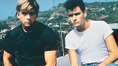 bild aus der news Ungekürztes Heimkino-Comeback: Dieser FSK-18-Gewaltrausch (mit Charlie Sheen!) war in Deutschland lange nur geschnitten erhältlich