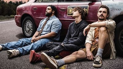 bild aus der news Vom "Toxic Avenger"-Macher: Trailer zu "Idiots" mit "Game Of Thrones"-, "Star Wars"- & "Die Unfassbaren"-Stars