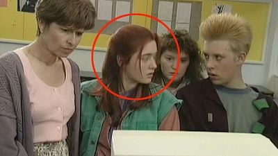 bild aus der news Vor 35 Jahren machte sie ihre ersten Schritte in einer Sci-Fi-Serie, heute kennt sie die ganze Welt: Habt ihr diese junge Schauspielerin erkannt?