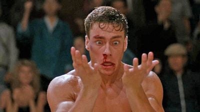 bild aus der news "Steif wie ein Pfahl, hässlich wie eine Laus": Diese Worte haben Jean-Claude Van Damme hart getroffen, bevor er zum Actionstar wurde