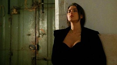 bild aus der news Heimkino-Highlight: 90er-Erotik-Kult mit Monica Bellucci erscheint zum ersten Mal (!) in Deutschland