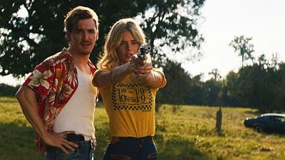 bild aus der news 100 % bei Rotten Tomatoes: "Ready Or Not"- & "Scream"-Stars im Trailer zur Crime- & Thriller-Romanze "Carolina Caroline"