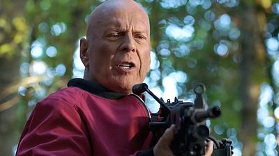 bild aus der news Jetzt kostenlos streamen: In diesem Sci-Fi-Actioner bekommt es Bruce Willis mit brutalen Menschenjägern zu tun!