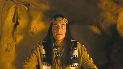 bild aus der news In "Das Kanu des Manitu" erkannt? Dieser Star aus dem ersten deutschen Oscar-Hit steckt hinter der mysteriösen Wahrsagerin