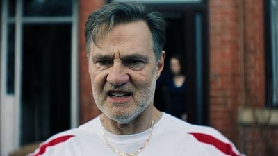 bild aus der news "Avengers: Doomsday"- & "The Walking Dead"-Stars im Trailer zum Psycho-Thriller "Tip Toe" – vom "Doctor Who"-Macher