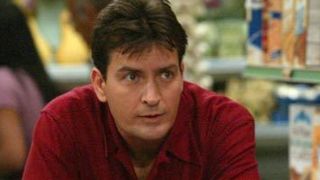 bild aus der news Charlie Sheen will trotz Produktionsstopp am "Two And A Half Men"-Set auftauchen