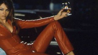 bild aus der news "Wonder Woman": Elizabeth Hurley spielt Bösewicht