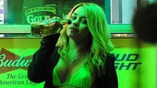 bild aus der news Erste Bilder zu "Spring Breakers" zeigen halbnackte Selena Gomez und Vanessa Hudgens