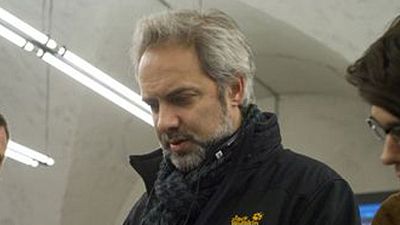 bild aus der news Erfolgreiches "Skyfall"-Team wiedervereint: Autor John Logan und Regisseur Sam Mendes arbeiten an Vampirjäger-Drama