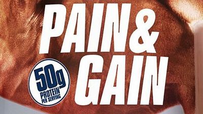 Mark Wahlberg und Dwayne Johnson lassen Muckis spielen auf neuem Poster zu "Pain and Gain"
