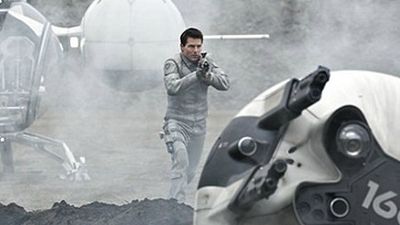 bild aus der news "Oblivion": Neuer deutscher Trailer und neues Bild zum Sci-Fi-Film mit Tom Cruise und Morgan Freeman