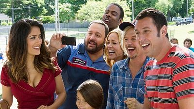bild aus der news Adam Sandler und Kevin James gegen Taylor Lautner: Erster Trailer zum Comedy-Sequel "Kindsköpfe 2"