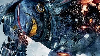 bild aus der news Roboter mit flammender Turbine auf neuem Poster zum Robo-Alien-Spektakel "Pacific Rim"