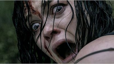 bild aus der news "Evil Dead": Jane "Jane-the-Evil" Levy präsentiert auf FILMSTARTS den Trailer zum Kinostart des Horror-Schockers
