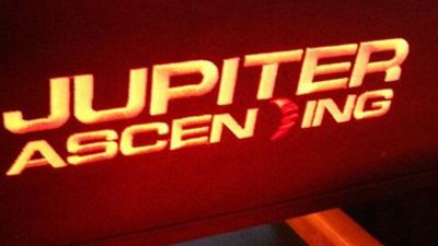 "Jupiter Ascending": Erste Bilder zum Sci-Fi-Actioner der "Matrix"-Macher mit Mila Kunis und Channing Tatum