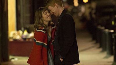 bild aus der news Erster deutscher Trailer zur Zeitreise-Romanze "Alles eine Frage der Zeit" mit Bill Nighy