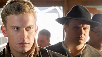 bild aus der news Erster Trailer zur bayerischen Krimi-Bestseller-Adaption "Dampfnudelblues" mit Sebastian Bezzel