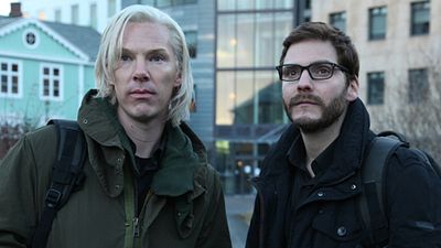 bild aus der news Erster Trailer zu "Inside WikiLeaks - Die fünfte Gewalt" mit Daniel Brühl und Benedict Cumberbatch als Julian Assange