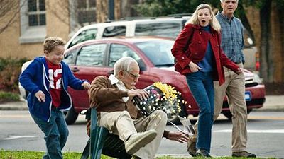 bild aus der news Es wird heftig: Erster deutscher Trailer zu "Jackass: Bad Grandpa" mit Johnny Knoxville