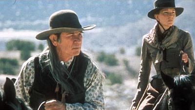bild aus der news Tommy Lee Jones will John-Wayne-Klassiker "Die Cowboys" neu auflegen und Regie + Drehbuch übernehmen