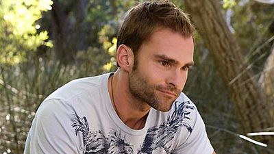 bild aus der news "American Pie"-Star Seann William Scott und Jackie Chan mischen in der Action-Komödie "Skiptrace" ein Verbrechersyndikat auf