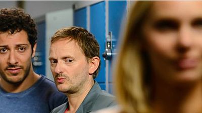 bild aus der news Exklusiv: Das Kinoposter zur Therapie-Komödie "Irre sind männlich" mit Fahri Ogün Yardim und Milan Peschel