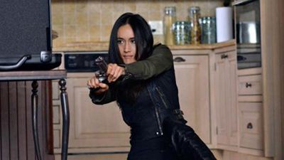 Erster Trailer zur US-Serie "Stalker":  Maggie Q. und Dylan McDermott helfen Verfolgungsopfern