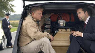 bild aus der news "Tatort" auf der großen Leinwand: Axel Prahl und Jan Josef Liefers (Thiel & Boerne) könnten demnächst im Kino ermitteln